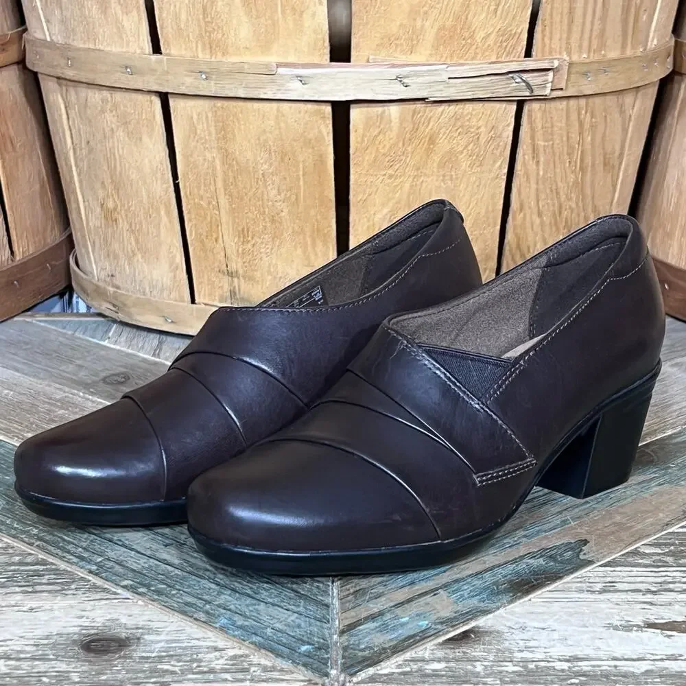 Clarks Emslie Warbler Dark Brown Leather Heeled Loafers Pumps Womens Size 5.5